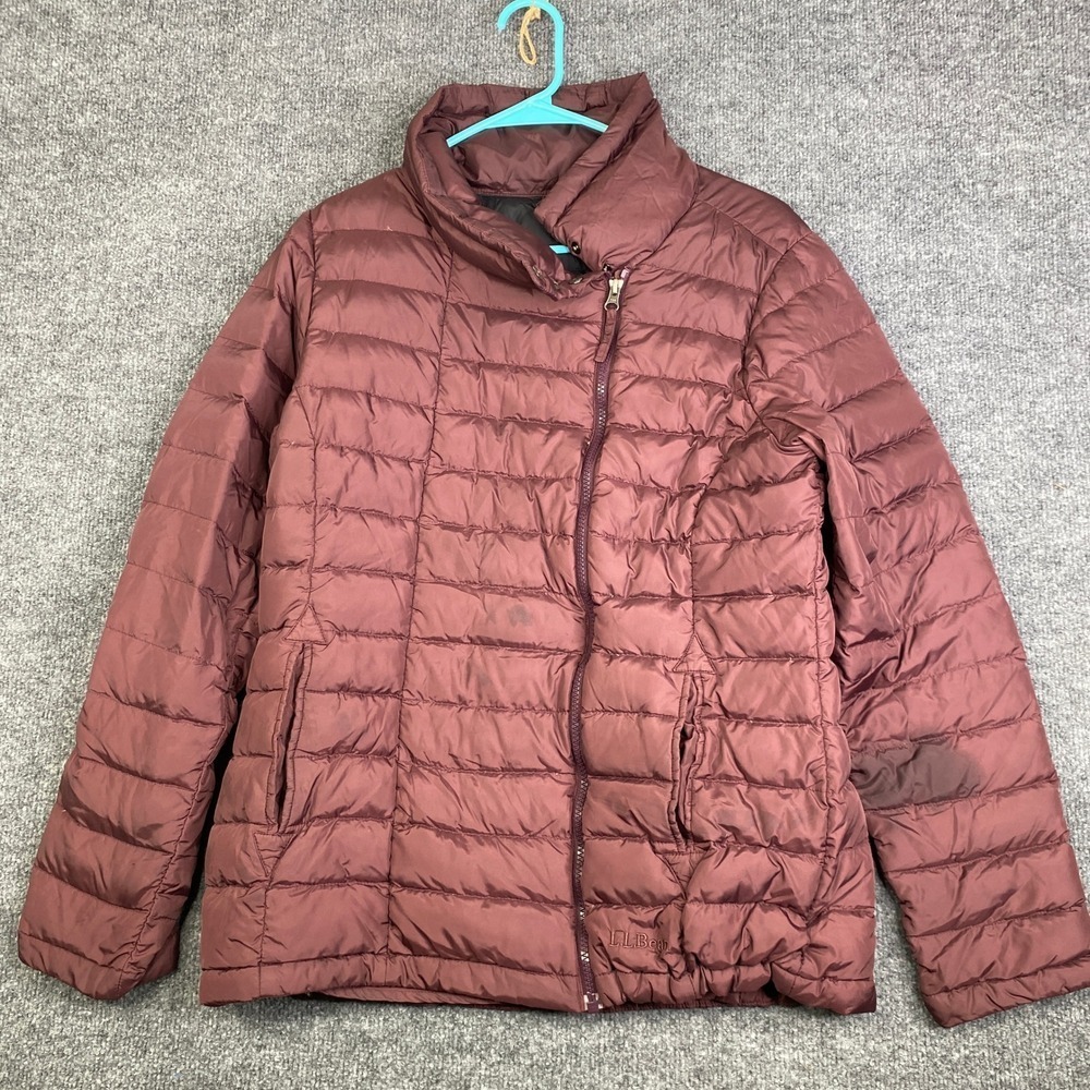 LL Bean Womens Puffer Jacket Burgundy Quilted Full Zip Coat Medium Downtek